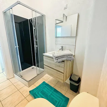 Le Mirabelle * Saintes